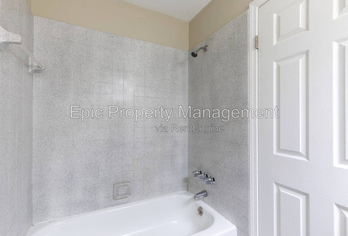 Apartment for rent at 1778 Goddard Rd #6, Lincoln Park, MI 48146