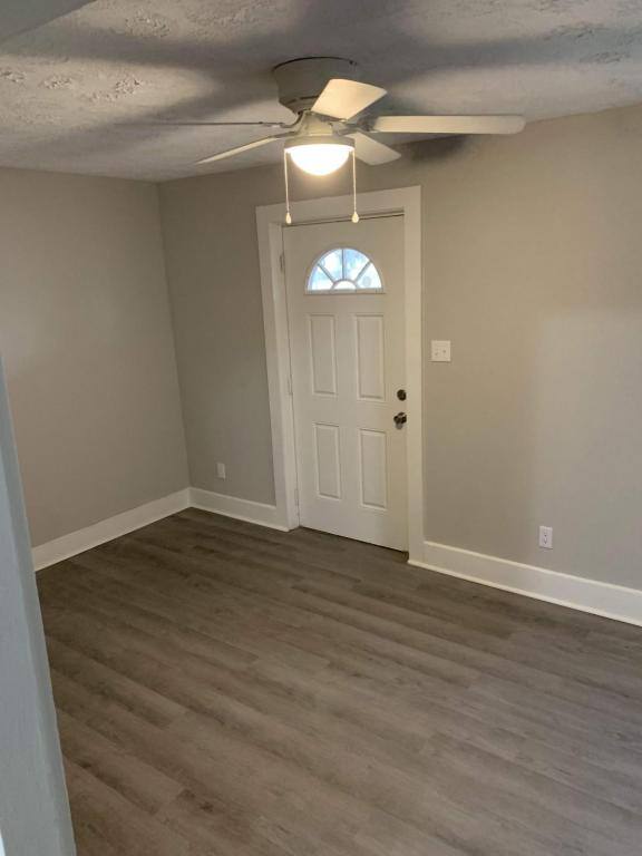 111 W Pearl St N Salem, North Salem, IN 46165 - Apartment for Rent - Image 4