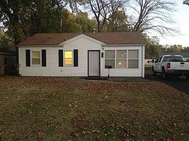4332 Ashby Rd, Saint Ann, MO 63074