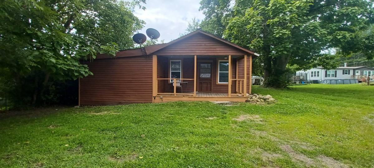 House for rent at 1202 Gatewood Rd, Fayetteville, WV 25840