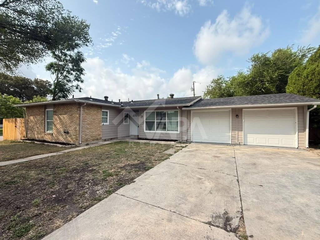 2902 Woodcliffe St, San Antonio, TX 78230 - House for Rent - Image 3