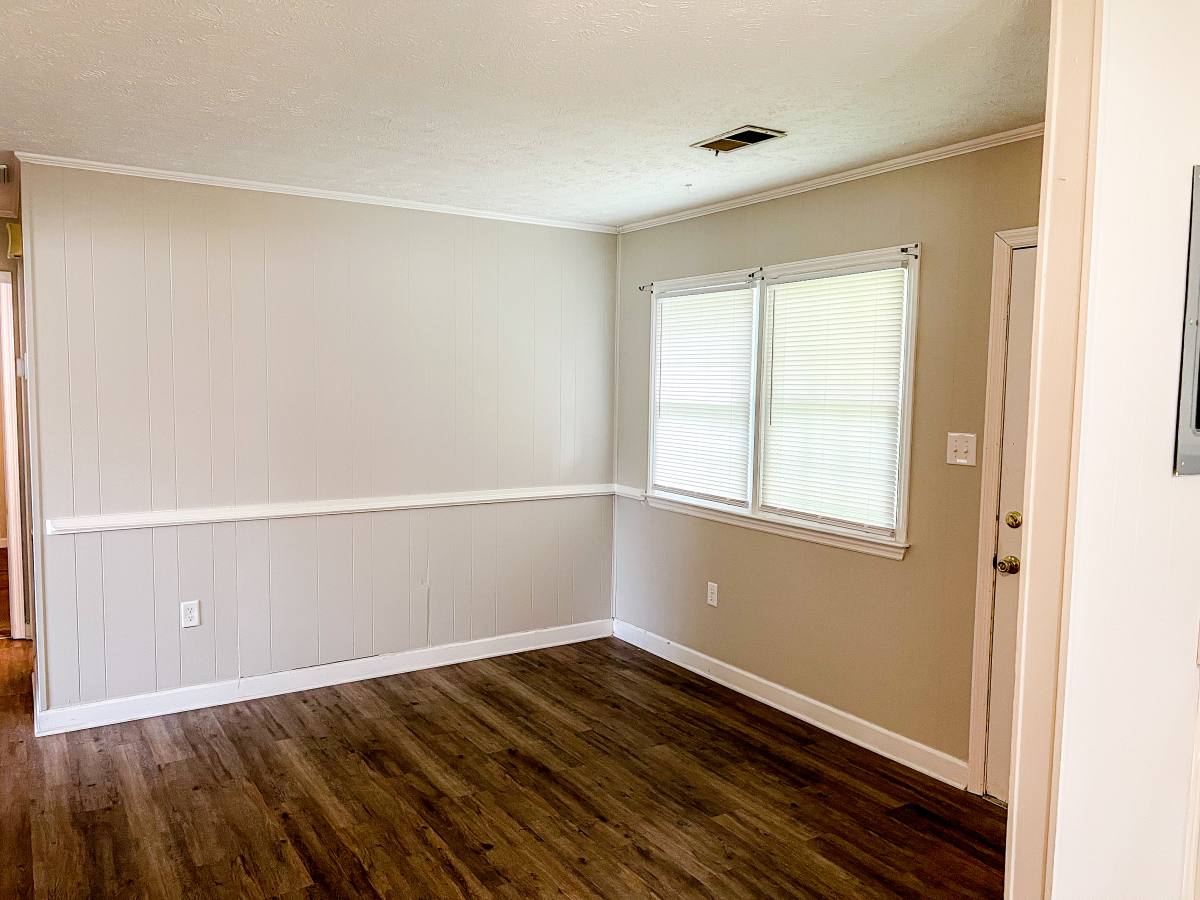 211 W 17th St, Lumberton, NC 28358 - Townhouse for Rent - Image 6