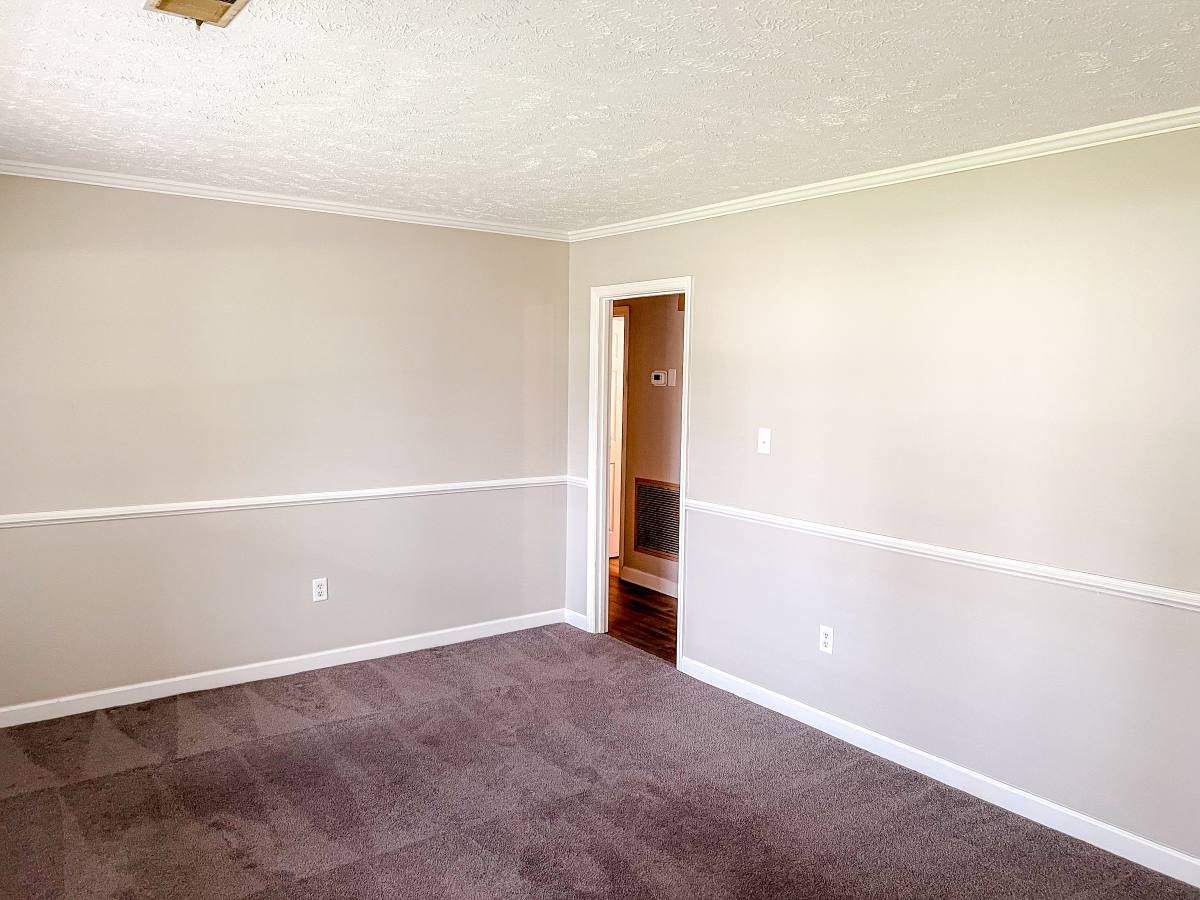 211 W 17th St, Lumberton, NC 28358 - Townhouse for Rent - Image 9