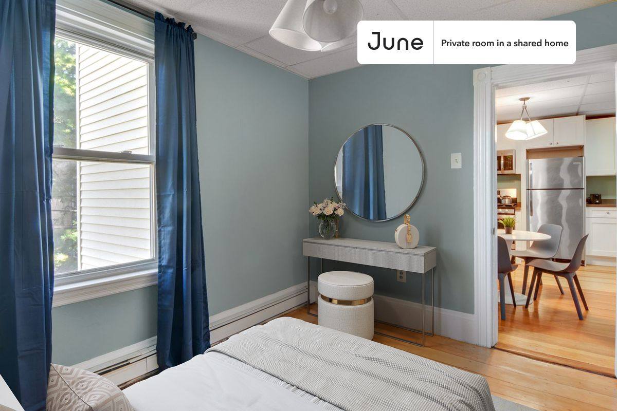 33 Howell St #A, Dorchester, MA 02125
