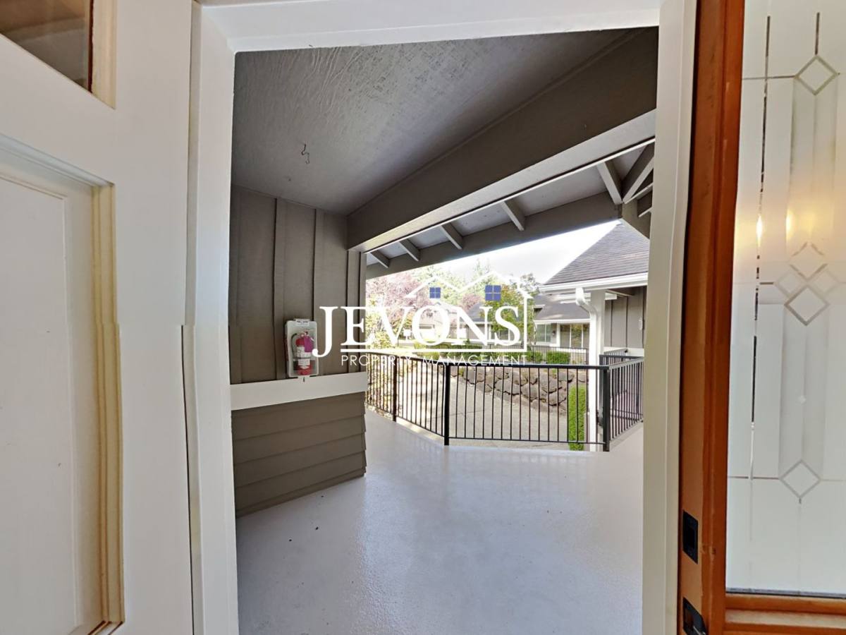Condo for rent at 3632 255th Lane SE, Issaquah, WA 98029
