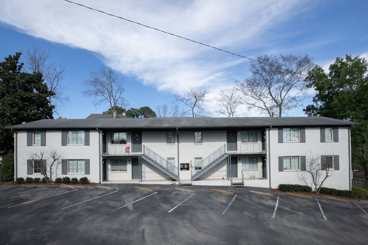 Apartment for rent at 4237-4241 5th Ave S, Birmingham, AL 35222