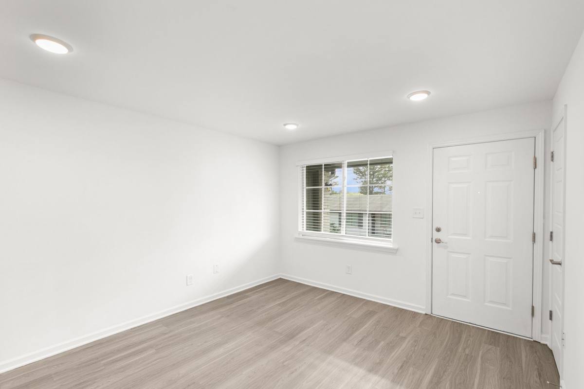 Apartment for rent at 4237-4241 5th Ave S, Birmingham, AL 35222