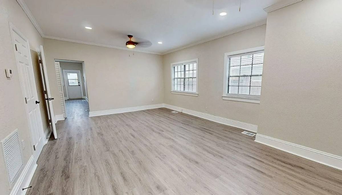 Apartment for rent at 517 Columbia Dr, Tampa, FL 33606