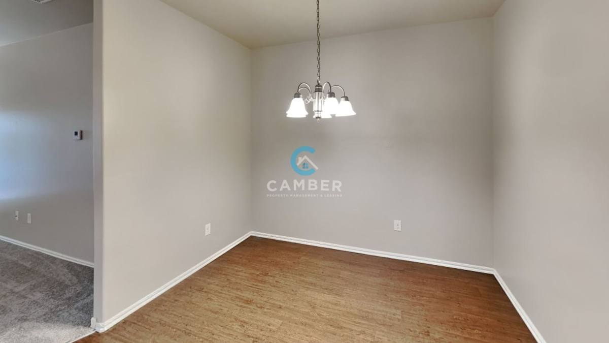 House for rent at 4704 River Mesa Dr, Yukon, OK 73099