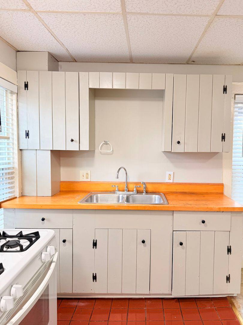 Apartment for rent at 26-30 Mason St, Lebanon, NH 03766