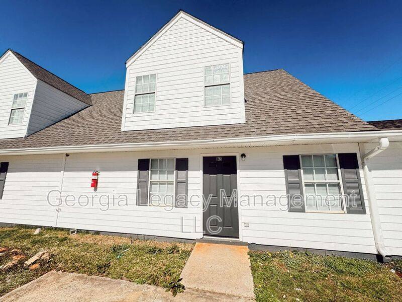 Apartment for rent at 896 Campbell St, Cleveland, GA 30528