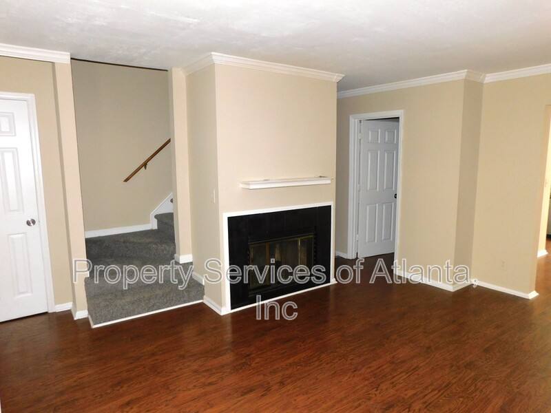 Townhouse for rent at 192 High Creek Dr, Roswell, GA 30076