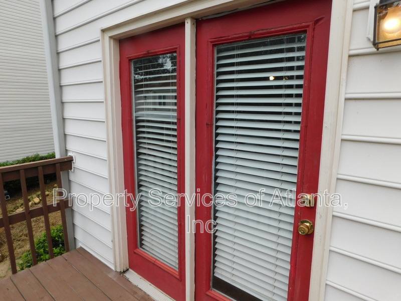 Townhouse for rent at 192 High Creek Dr, Roswell, GA 30076