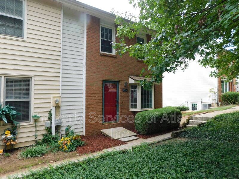 Townhouse for rent at 192 High Creek Dr, Roswell, GA 30076