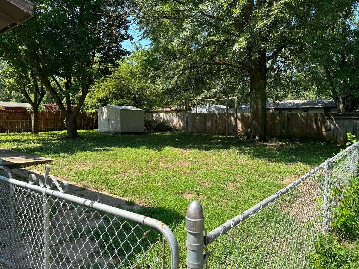 House for rent at 1111 S Carl St, Bolivar, MO 65613