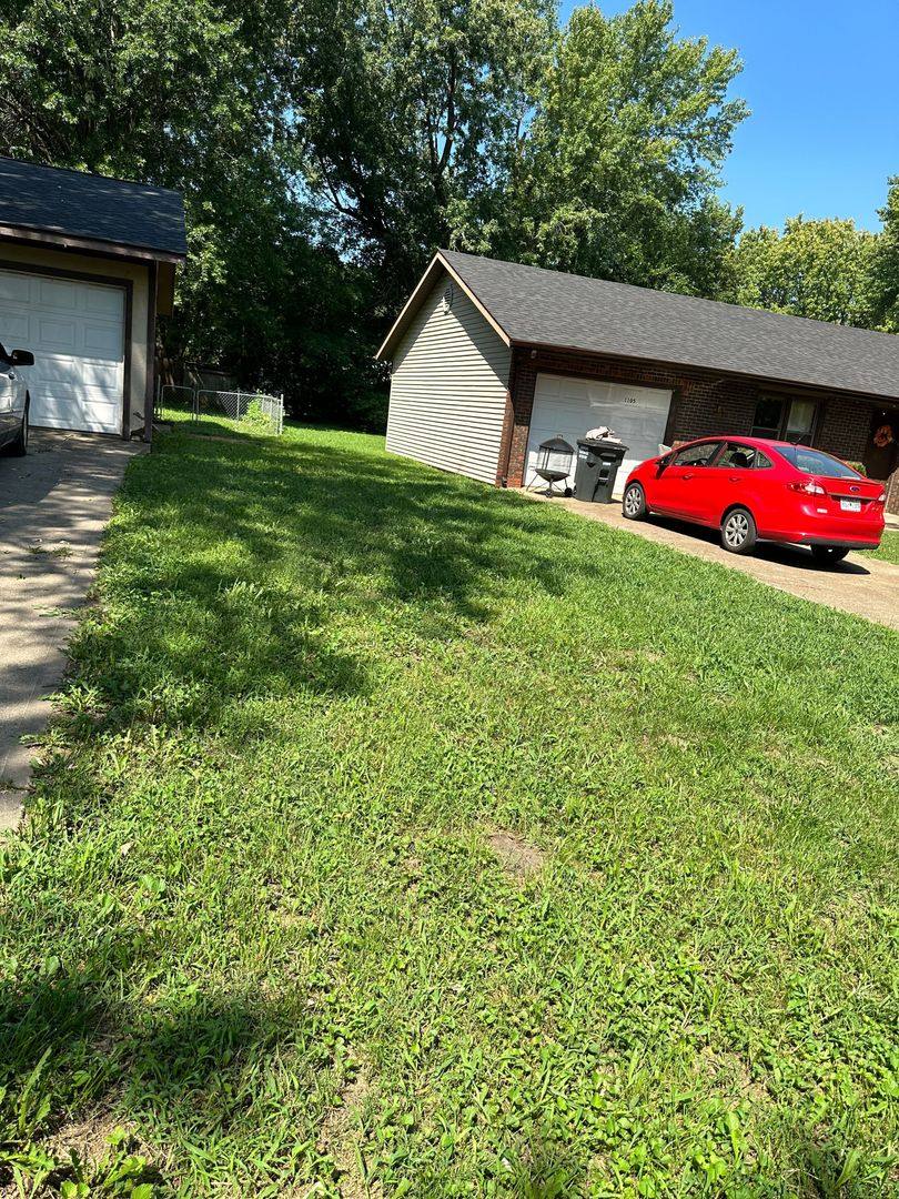 House for rent at 1111 S Carl St, Bolivar, MO 65613