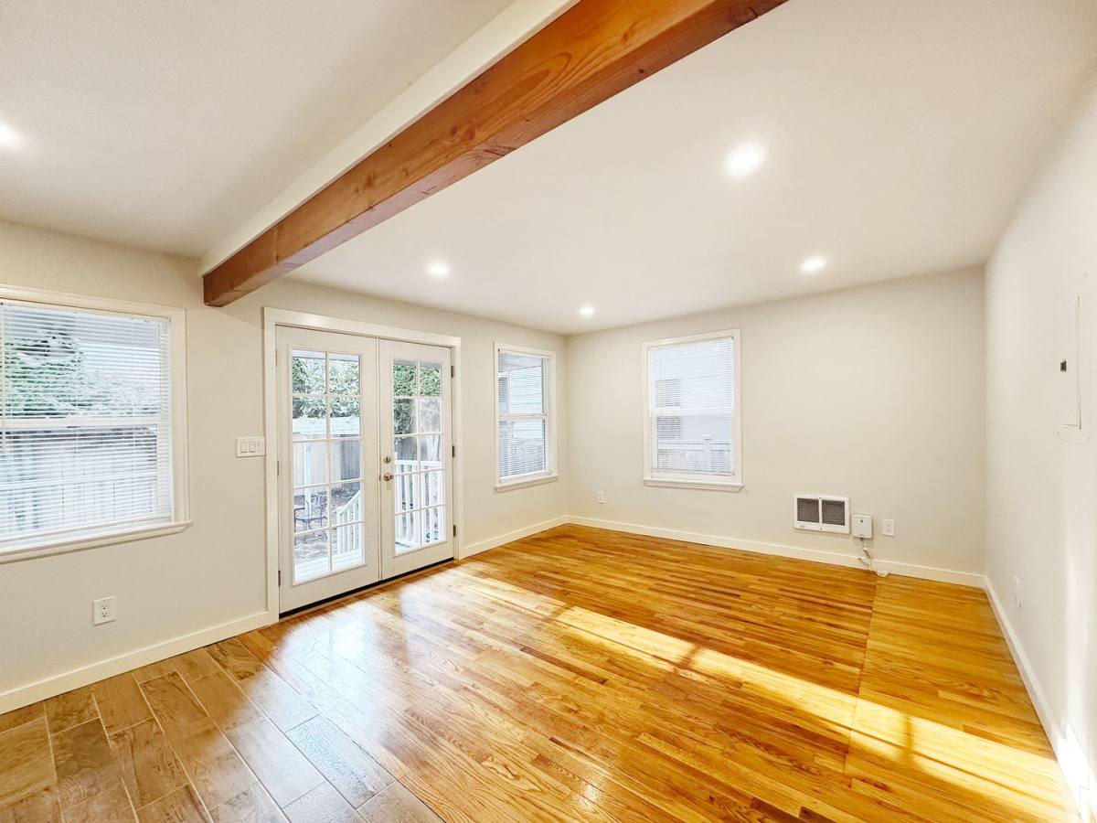 House for rent at 1111 34th Ave, Seattle, WA 98122