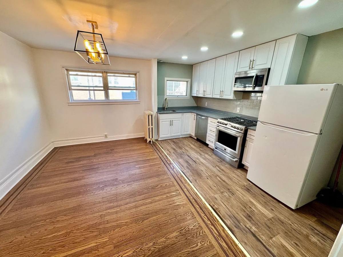 House for rent at 7111 Greenwood Ave, Upper Darby, PA 19082