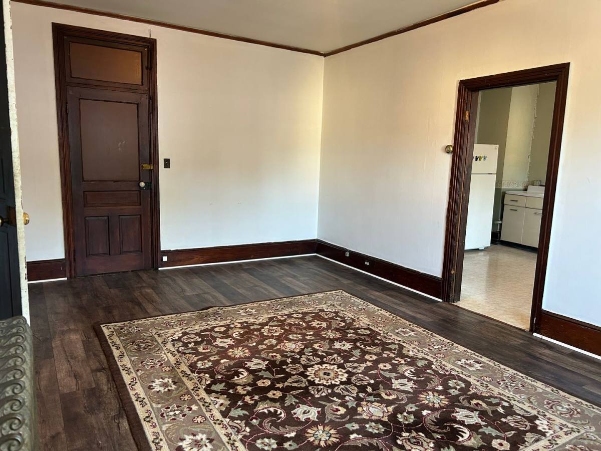 Apartment for rent at 27 W Seminary St, Mercersburg, PA 17236