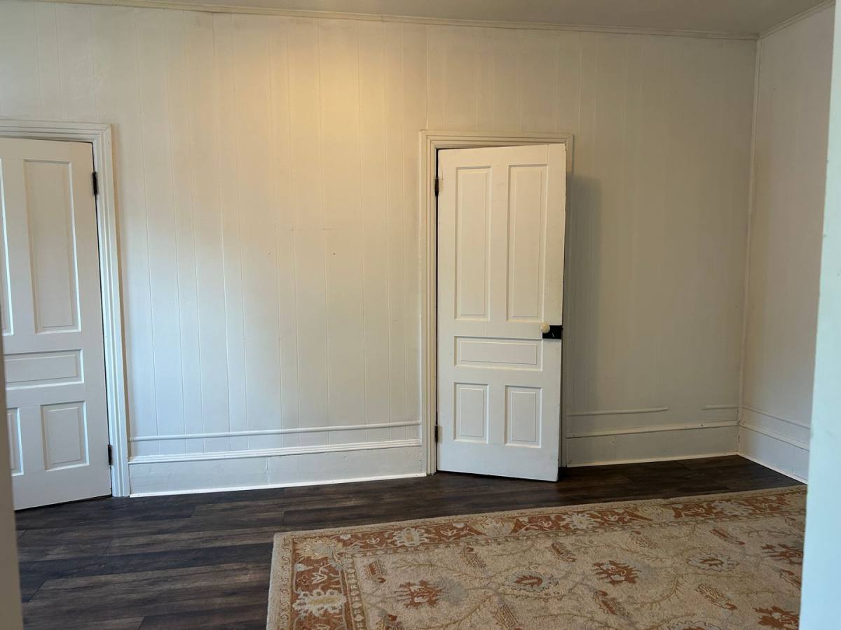 Apartment for rent at 27 W Seminary St, Mercersburg, PA 17236