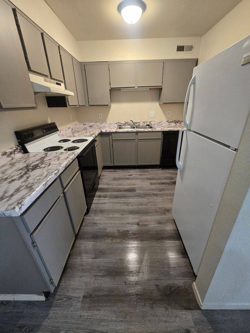 Apartment for rent at 2640 E 34th St, Joplin, MO 64804