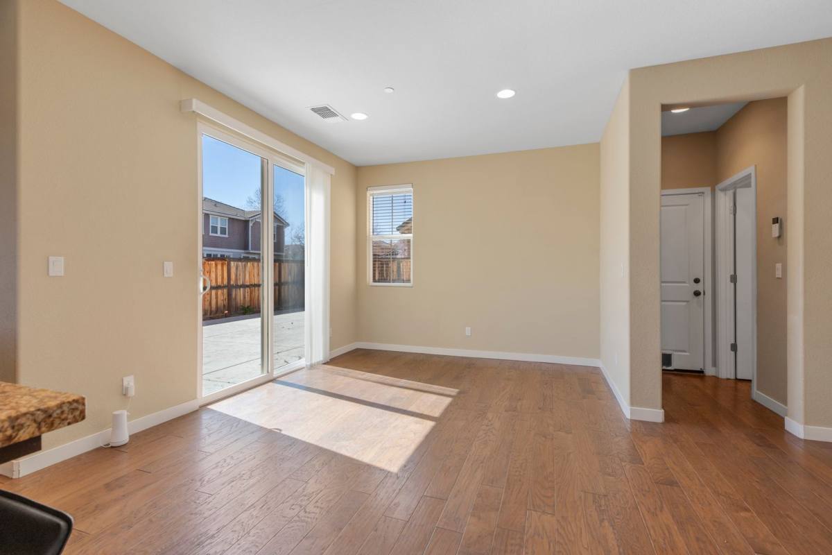 House for rent at 20833 Grapevine Dr, Patterson, CA 95363