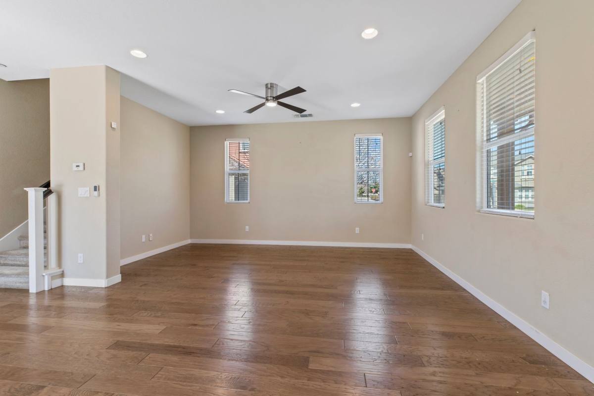 House for rent at 20833 Grapevine Dr, Patterson, CA 95363