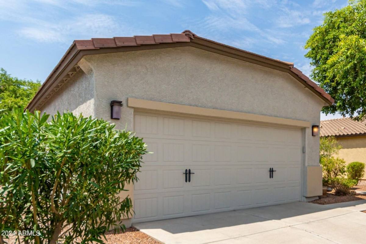 House for rent at 10847 W Avenida Del Rey, Peoria, AZ 85383