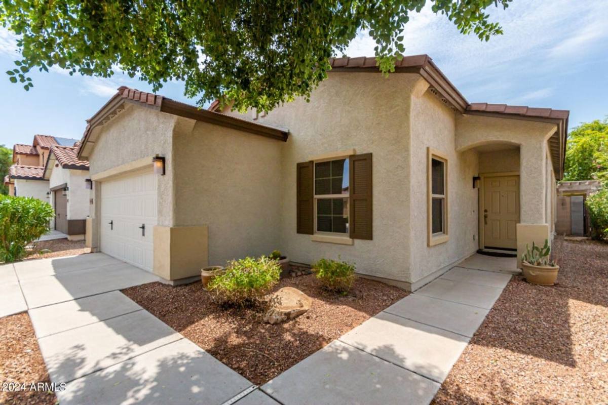 House for rent at 10847 W Avenida Del Rey, Peoria, AZ 85383