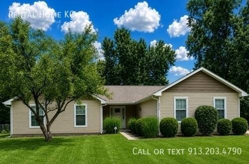 House for rent at 15917 W 153rd St, Olathe, KS 66062
