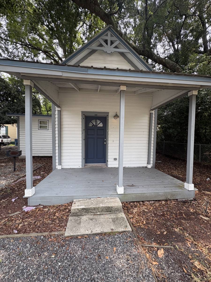 Apartment for rent at 1406 Monck St, Brunswick, GA 31520