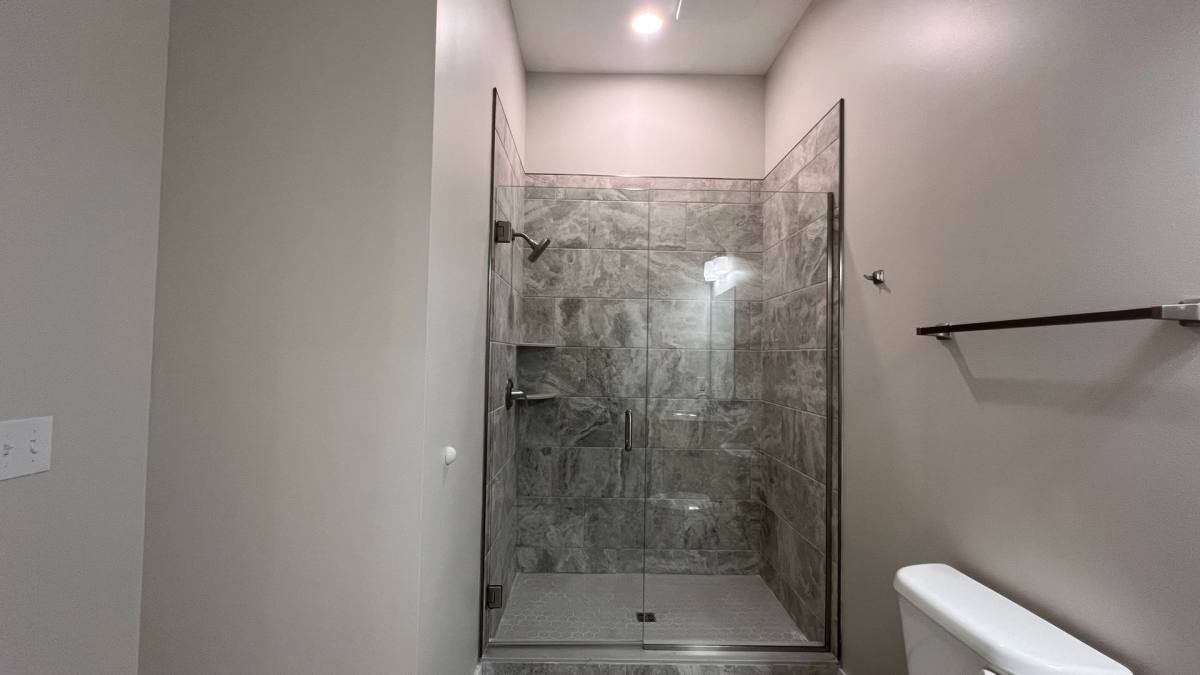 Apartment for rent at 24 NW 6th St, Evansville, IN 47708