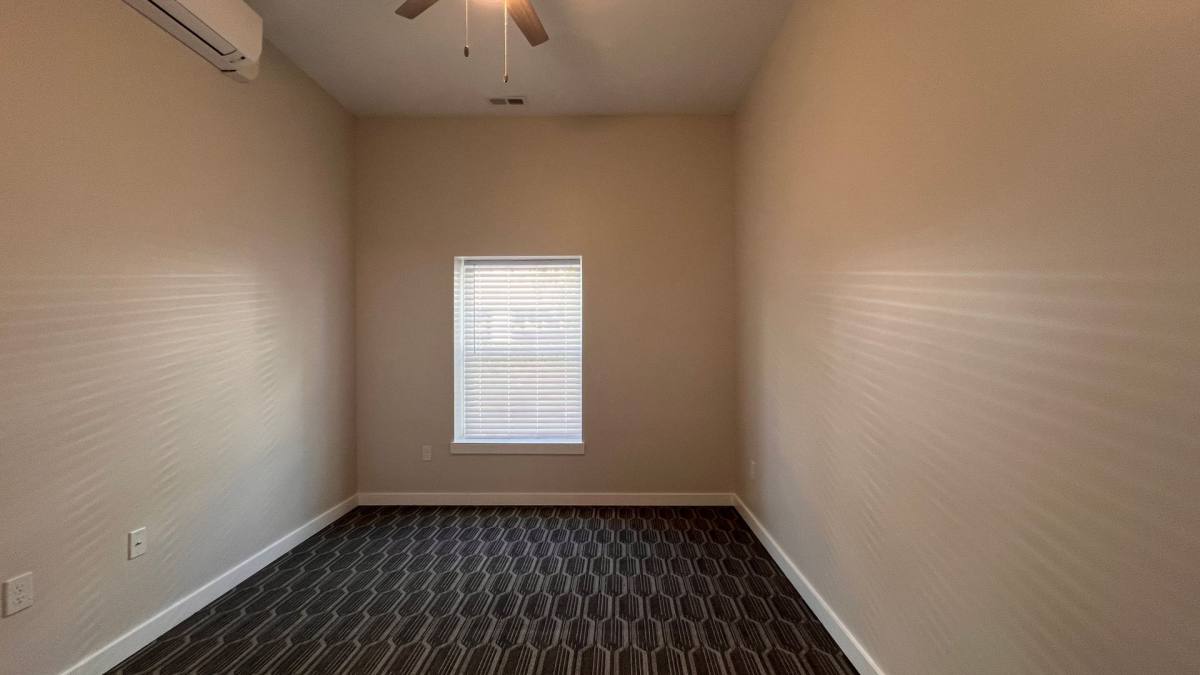 Apartment for rent at 24 NW 6th St, Evansville, IN 47708