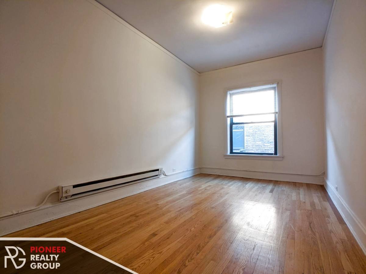 Apartment for rent at 1025 Dempster St #W3, Evanston, IL 60201
