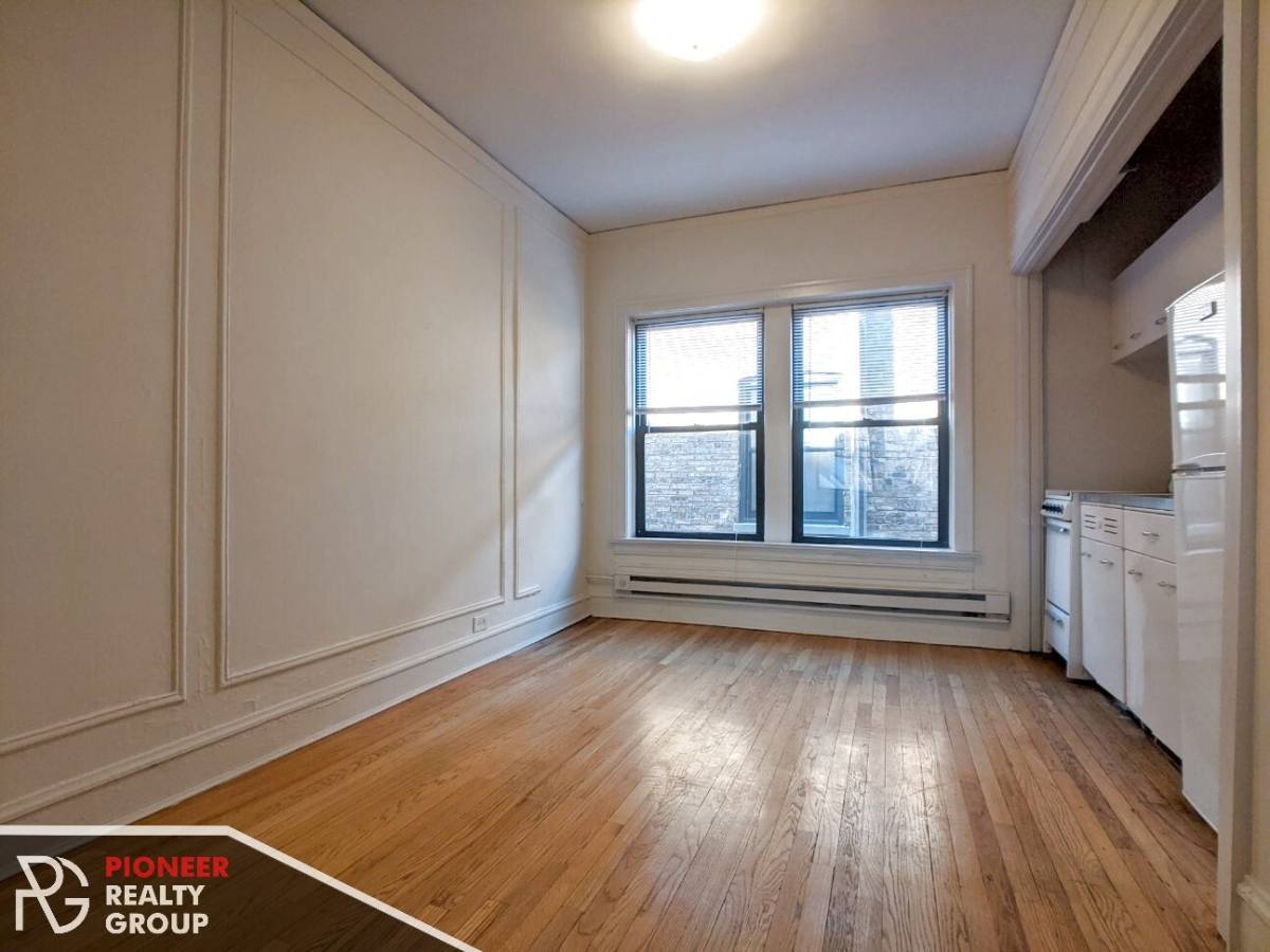 Apartment for rent at 1025 Dempster St #W3, Evanston, IL 60201