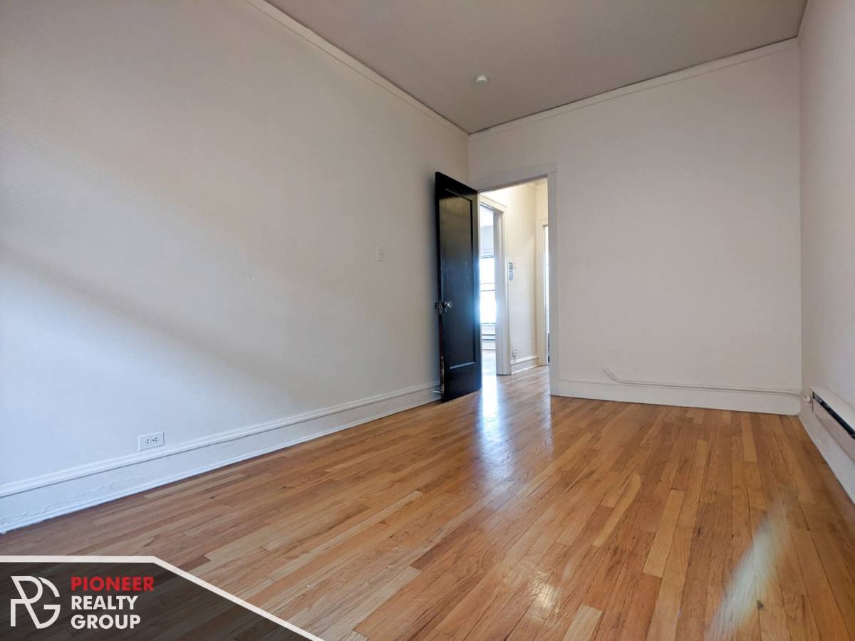 Apartment for rent at 1025 Dempster St #W3, Evanston, IL 60201