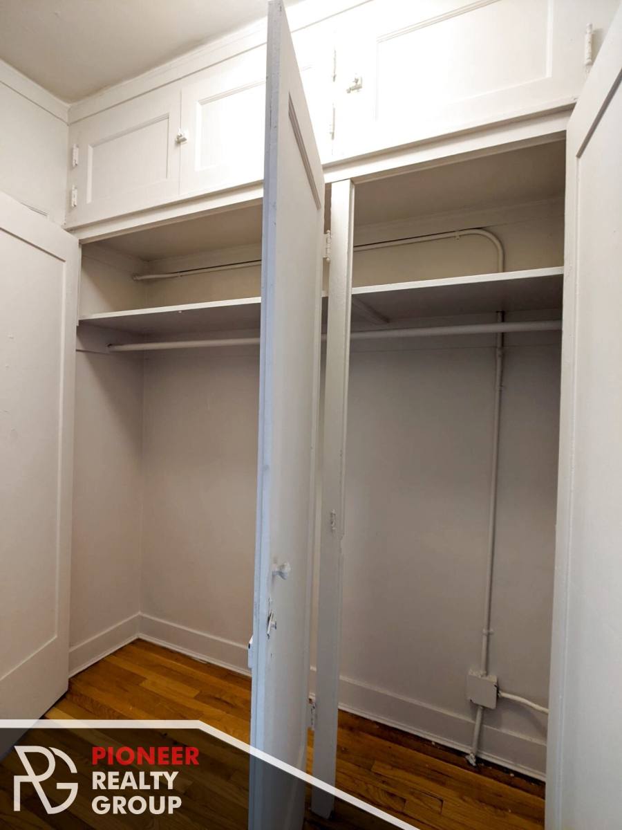 Apartment for rent at 1025 Dempster St #W3, Evanston, IL 60201