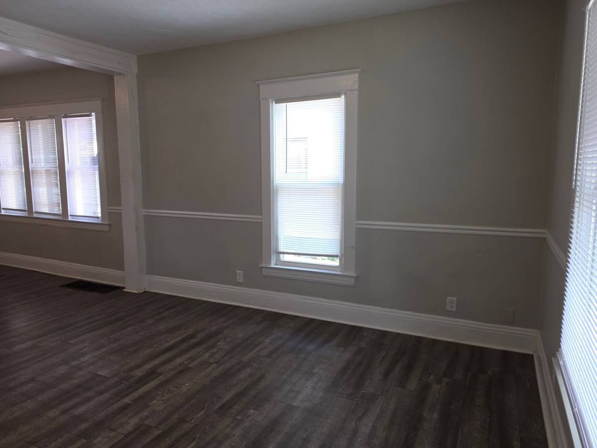House for rent at 905 E Washington St, South Bend, IN 46617