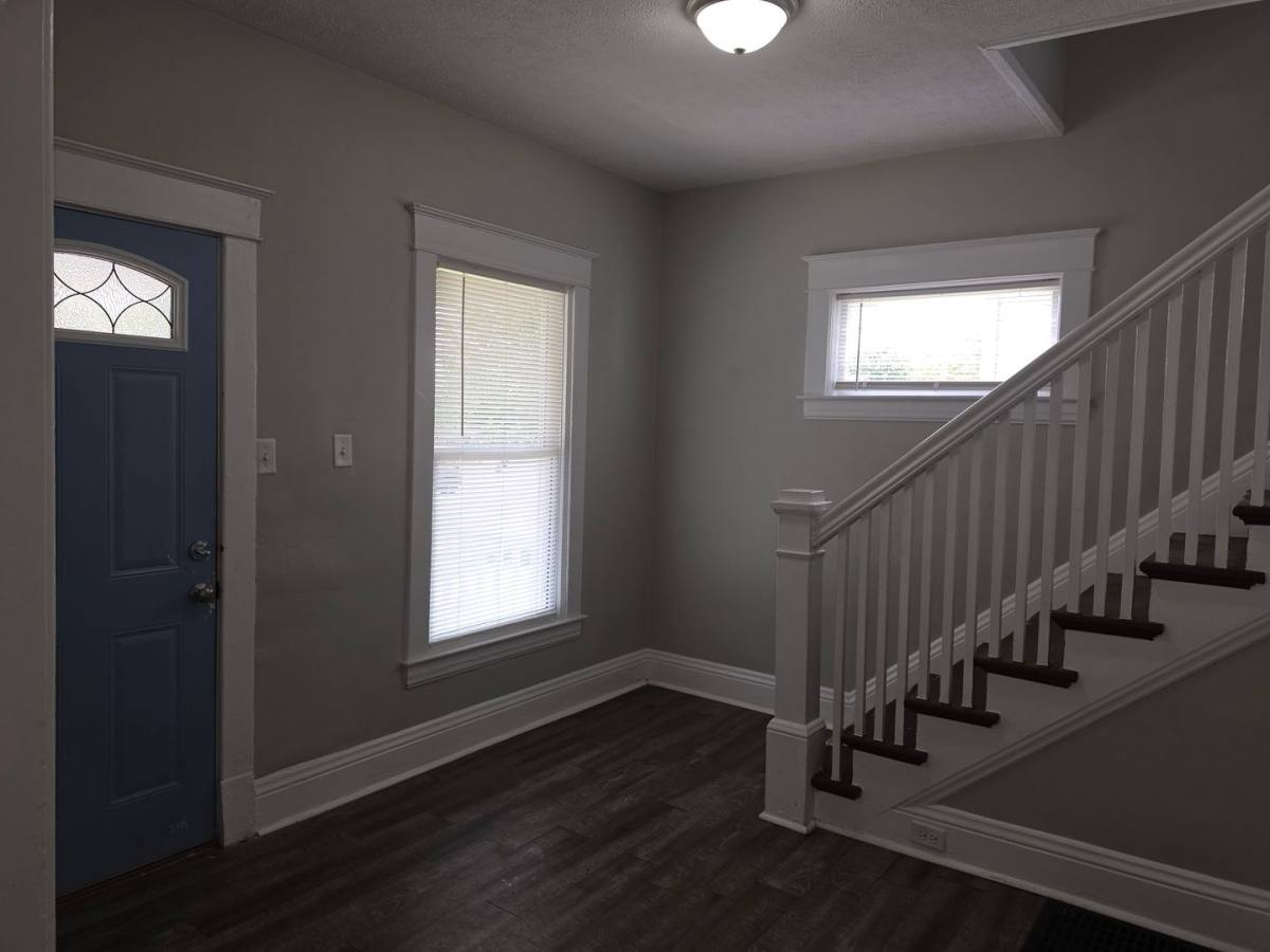 House for rent at 905 E Washington St, South Bend, IN 46617