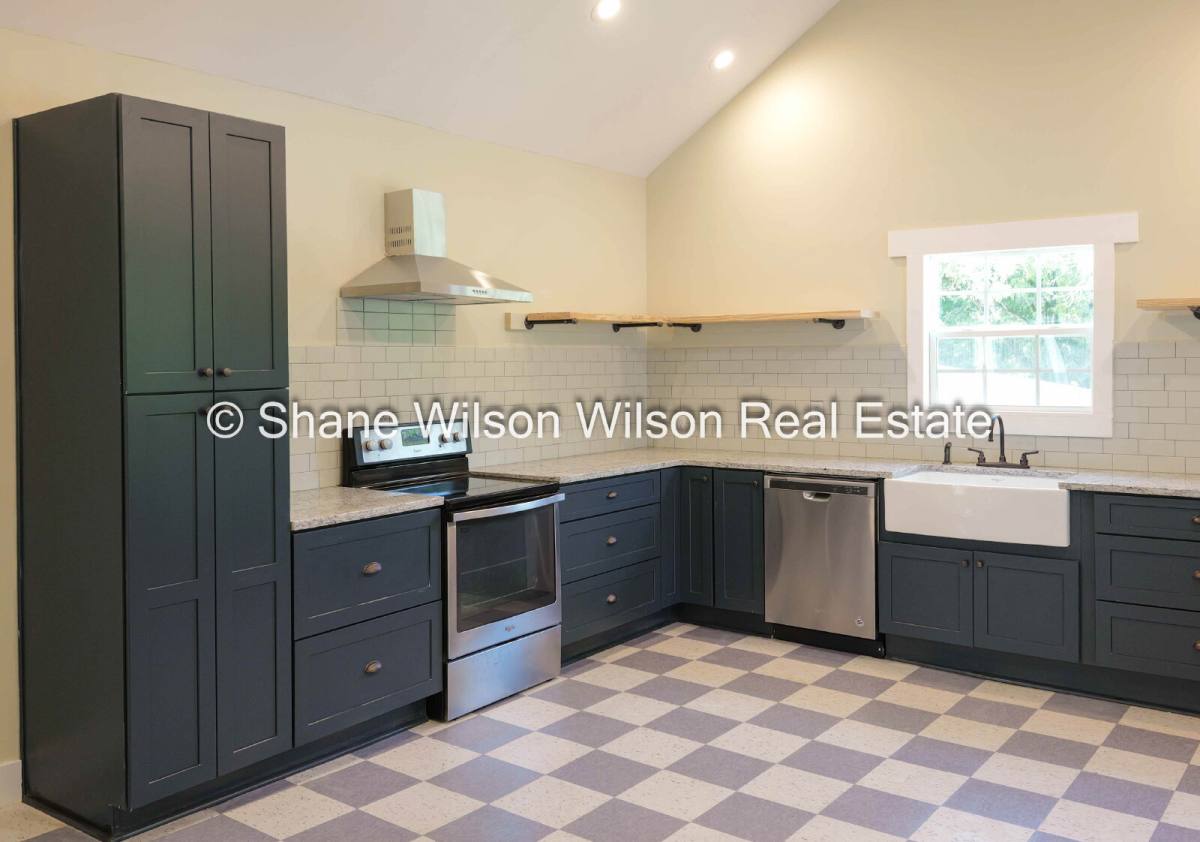 House for rent at 799 Reed Pond Rd NW, Dalton, GA 30720