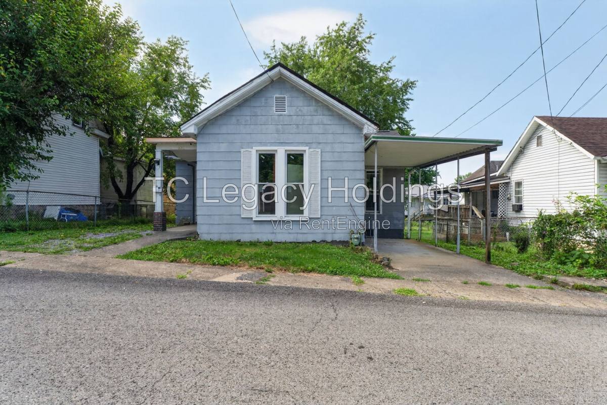 House for rent at 502 Cottage Ave, Fairmont, WV 26554