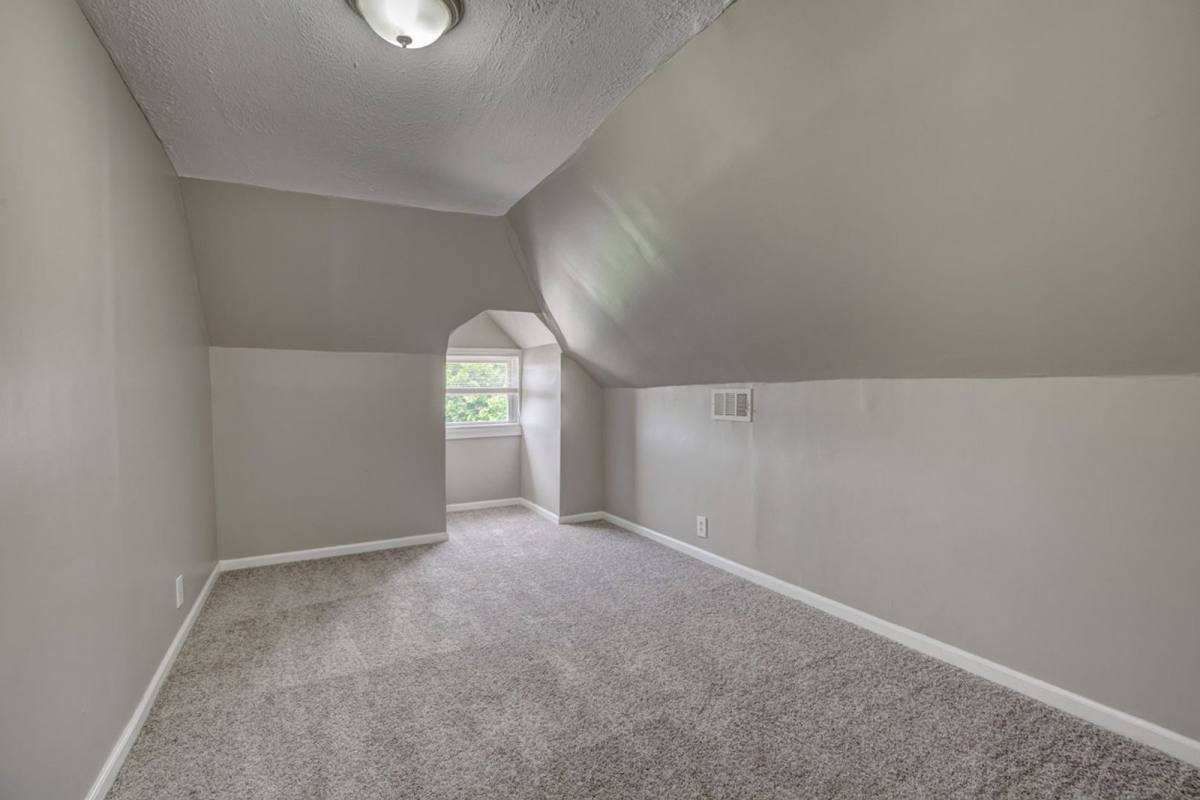 Apartment for rent at 1214 Iliff Ave #2, Cincinnati, OH 45205