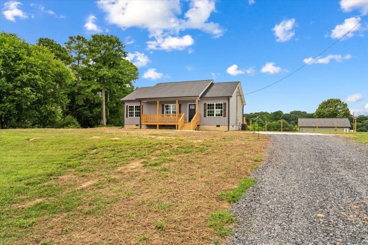 House for rent at 139 Kirby Young Rd SE, Dalton, GA 30721