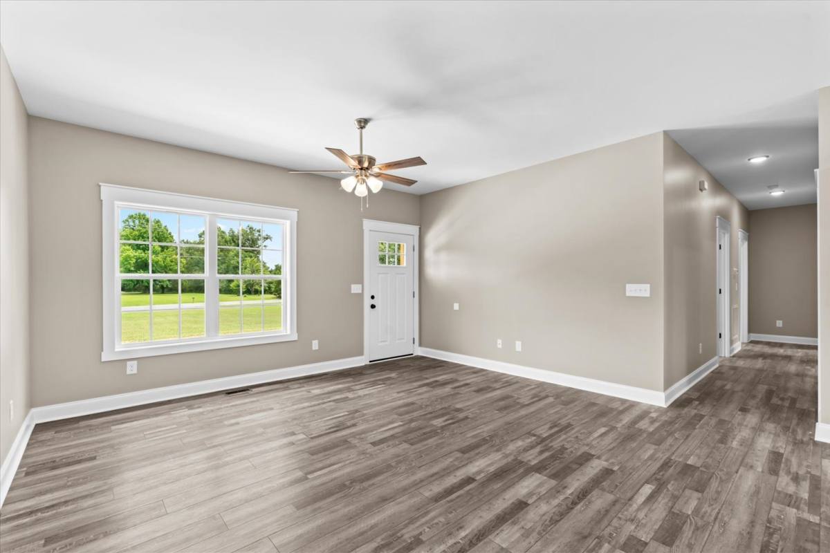 House for rent at 139 Kirby Young Rd SE, Dalton, GA 30721