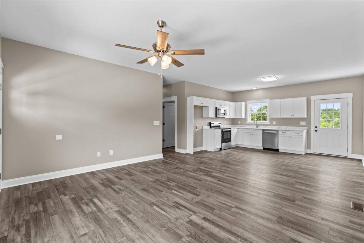 House for rent at 139 Kirby Young Rd SE, Dalton, GA 30721