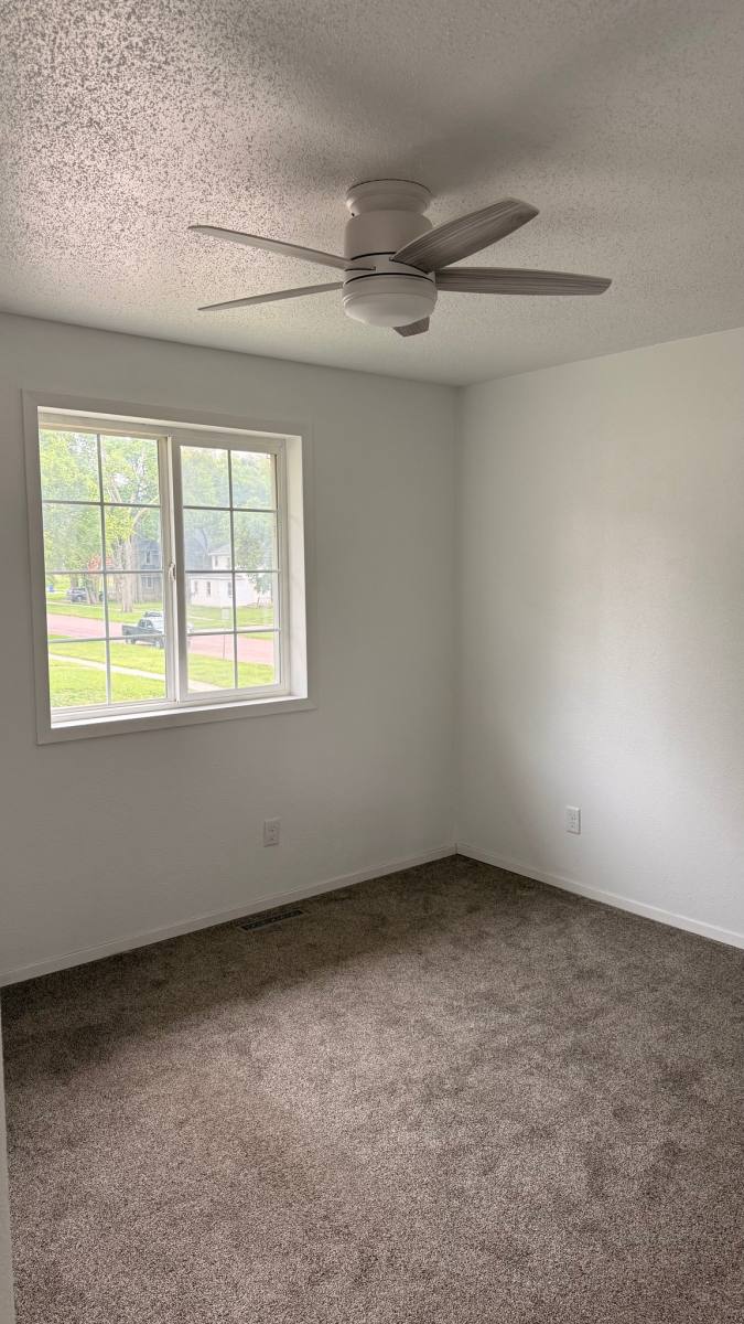Townhouse for rent at 4 W Clark St, Vermillion, SD 57069