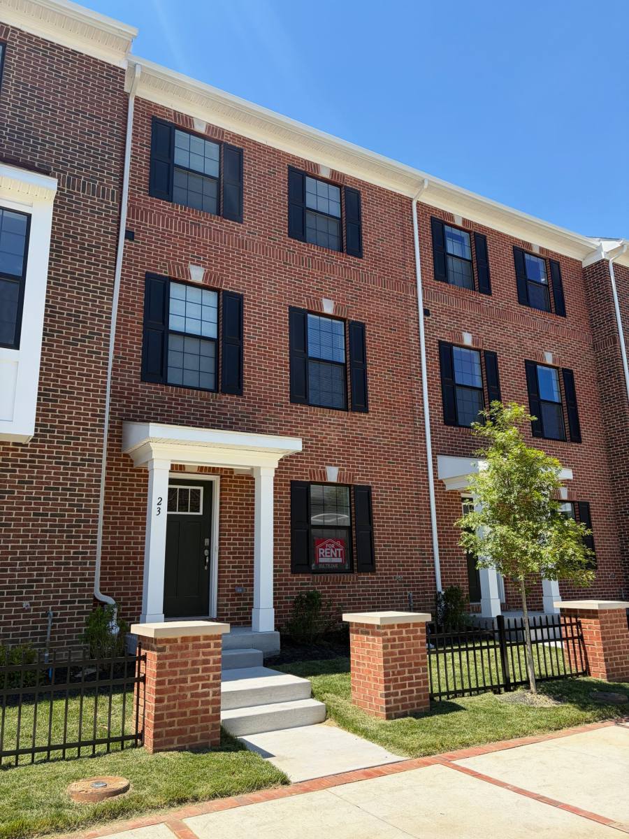 Townhouse for rent at 23 Clementon Rd E, Gibbsboro, NJ 08026