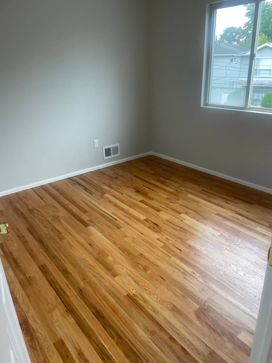 Townhouse for rent at 22 Ovas Court, Staten Island, NY 10312