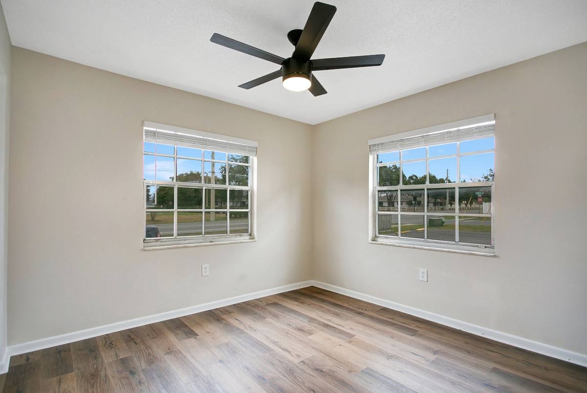 Apartment for rent at 1223 Pamela St, Leesburg, FL 34748