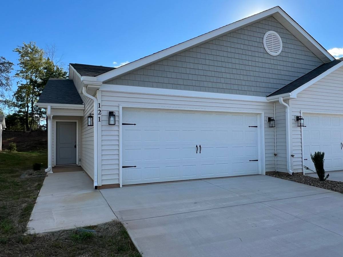 House for rent at 121 Brawley Villas Place, Mooresville, NC 28117